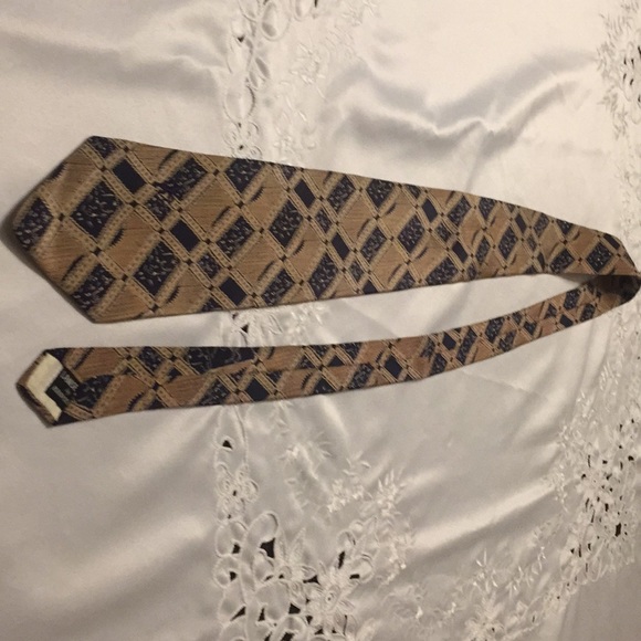 Bronzini Tie - Picture 2 of 3